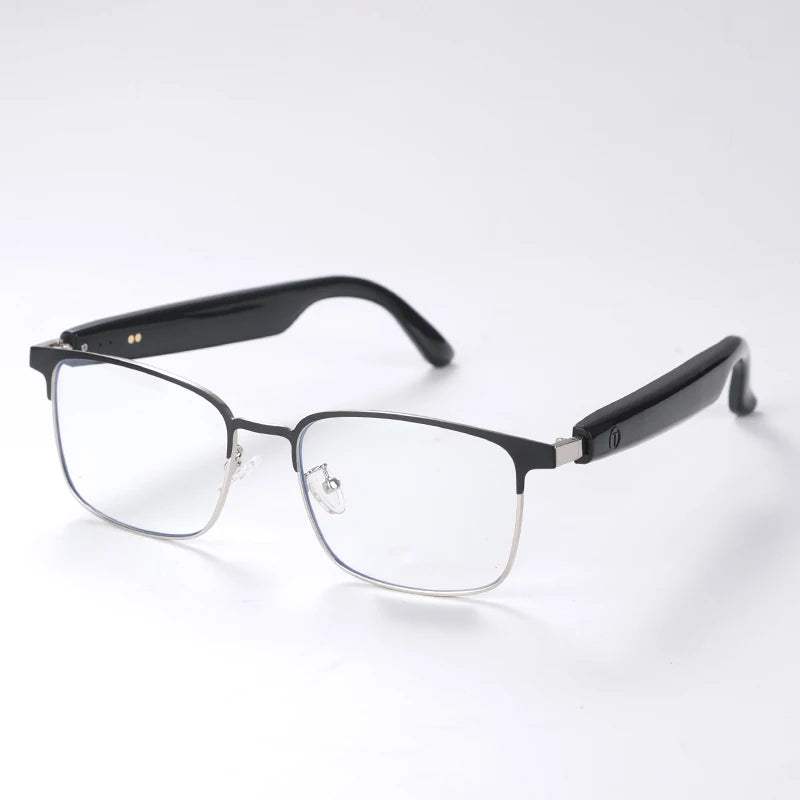 New smart glasses with auto-sensitive lenses, built-in microphone and speaker for sports, driving, fishing and everyday wear.